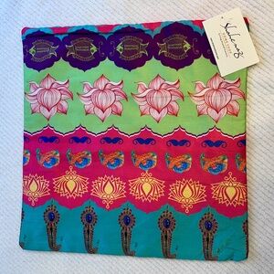 Global Boutique Artistic Lotus Digital Print Cushion Cover 16x16 NWT